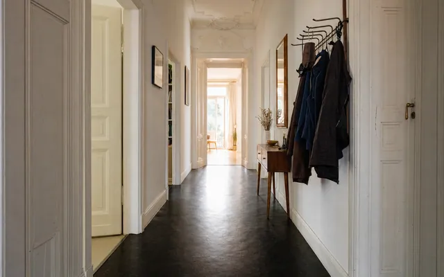 Altbau-Flur